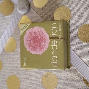 Benefit Mini Blush Dandelion New